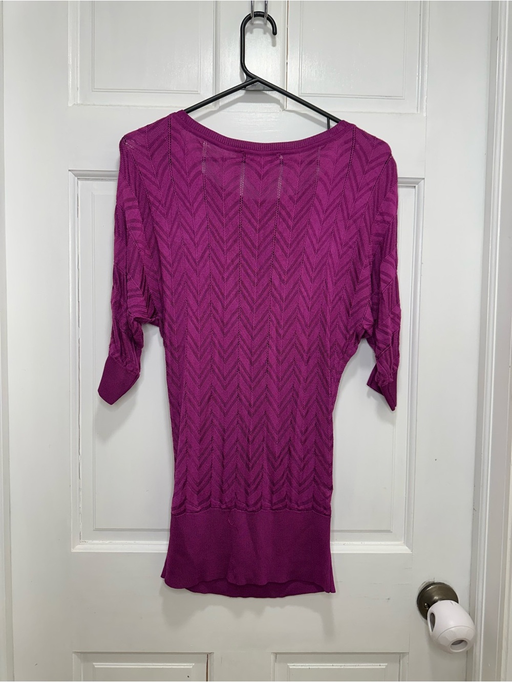 White House Black Market Chevron Knit Top in Magenta Size XS 3/4 Dolman Sleeves - Picture 8 of 13